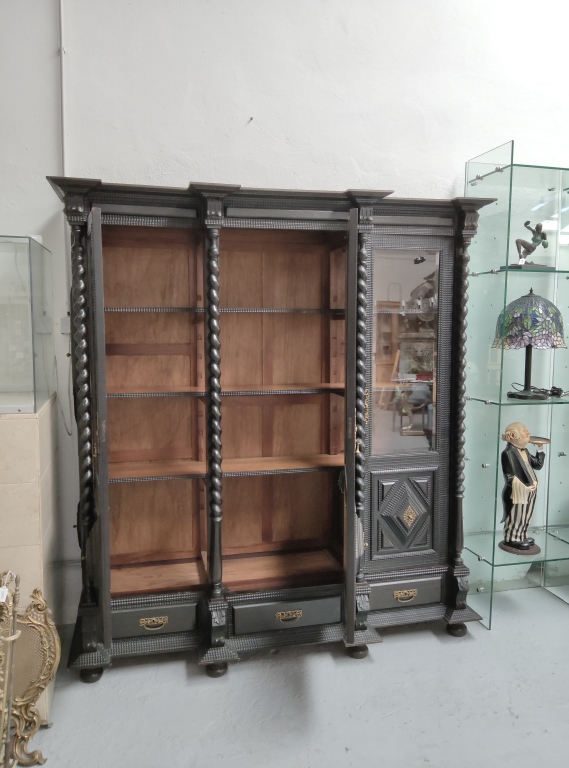 Grand Baroque Revival Ebonised Display Cabinet with Glass Doors and Carved Panels - Image 9